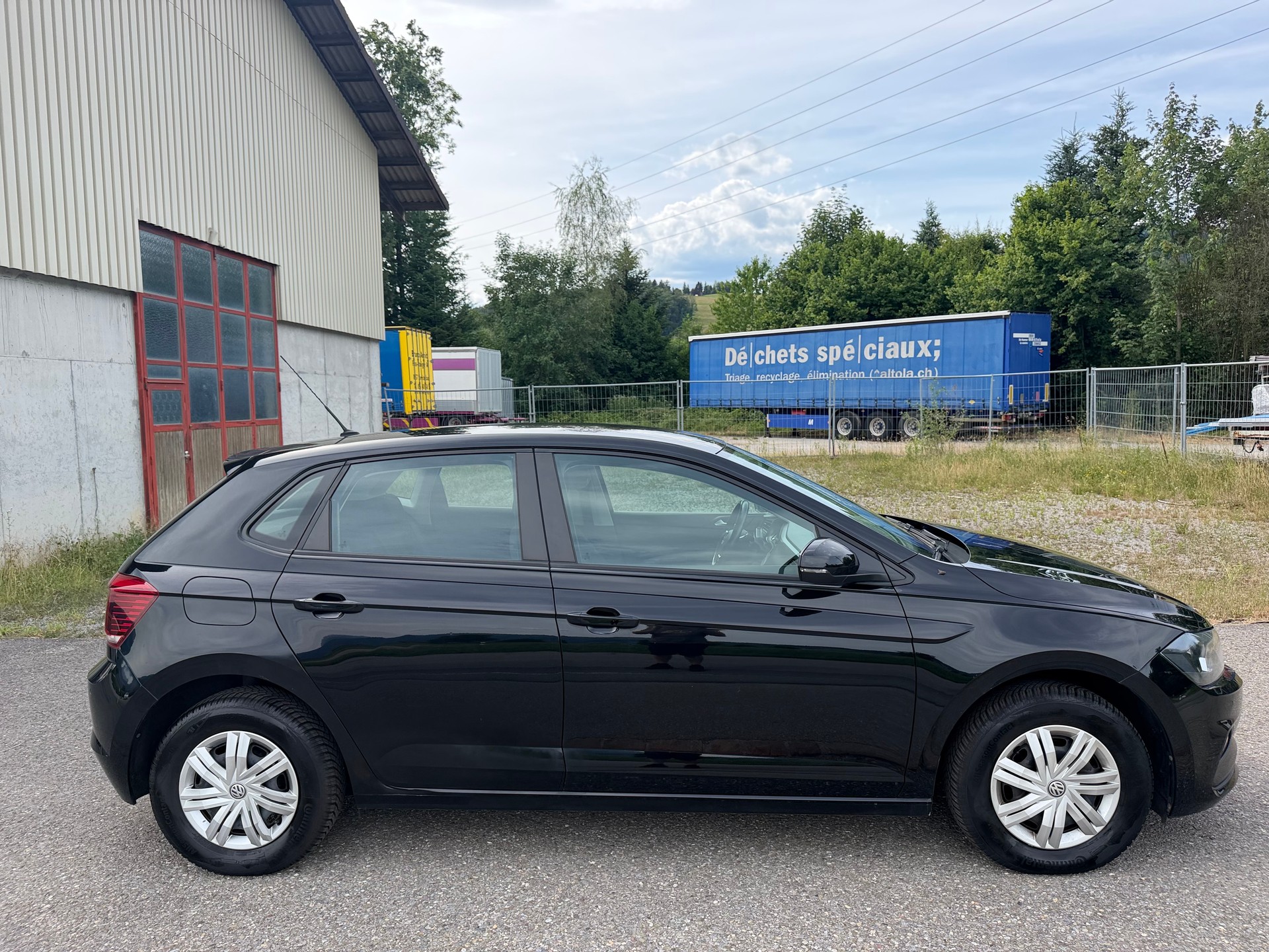 VW Polo 1.0 BMT Trendline-image-1