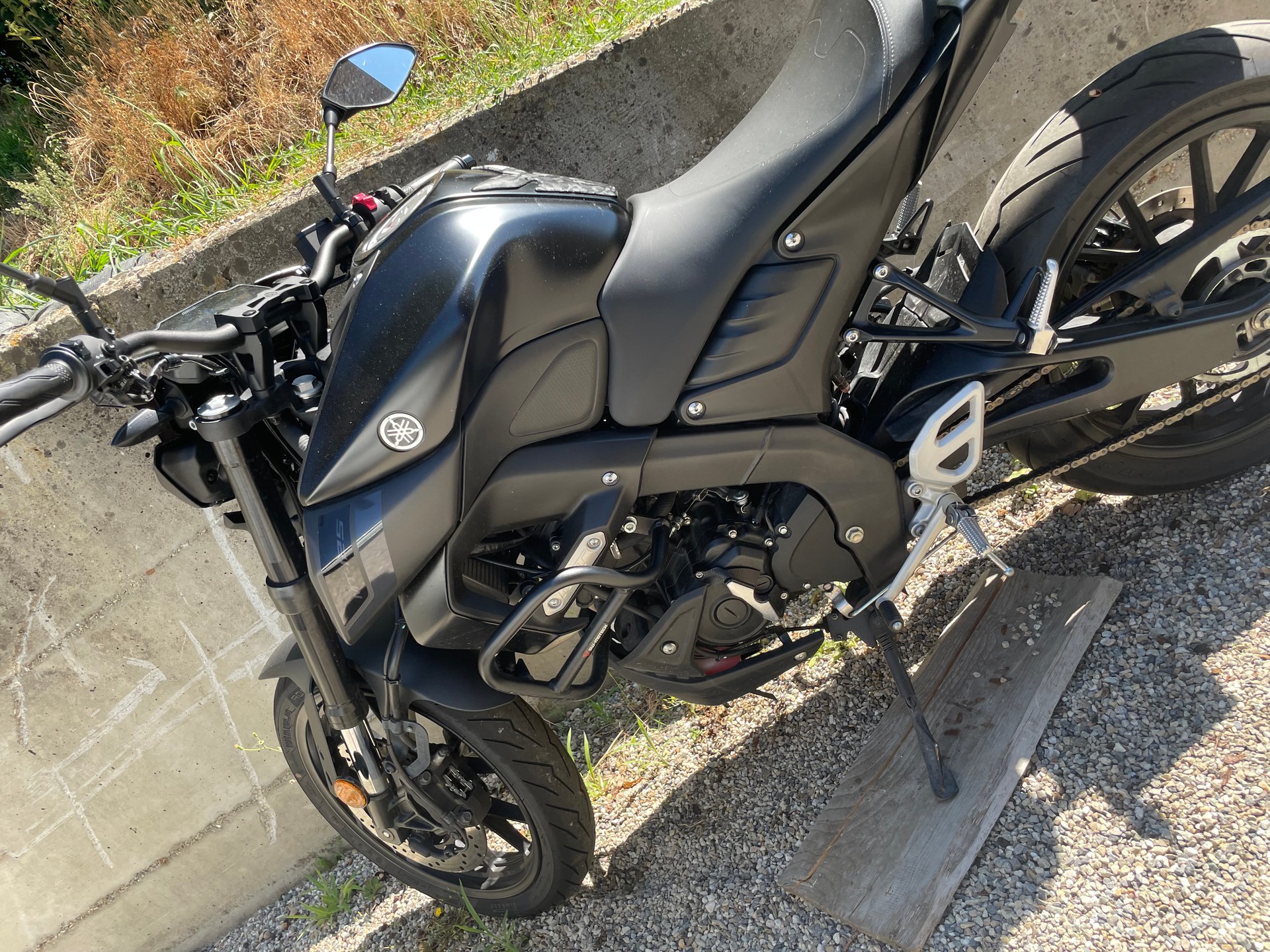 YAMAHA MT-125 ABS-image-1