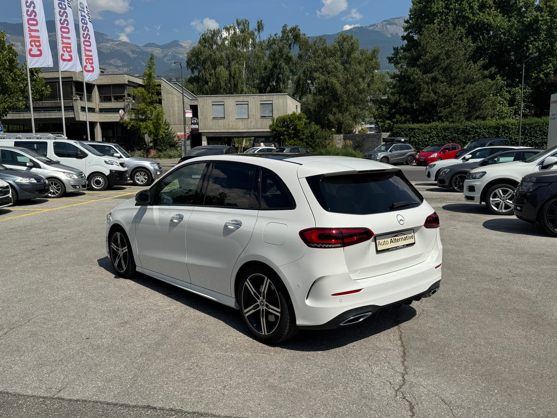 MERCEDES-BENZ B 250-image-5