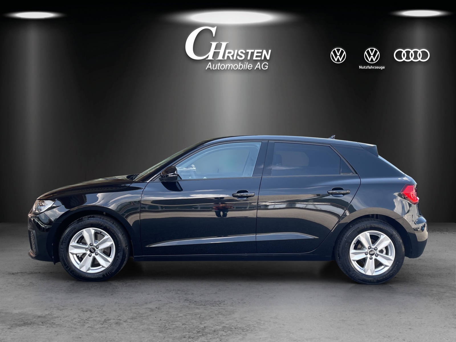 AUDI A1 Sportback 30 TFSI Attraction S-tronic-showroom-element-1