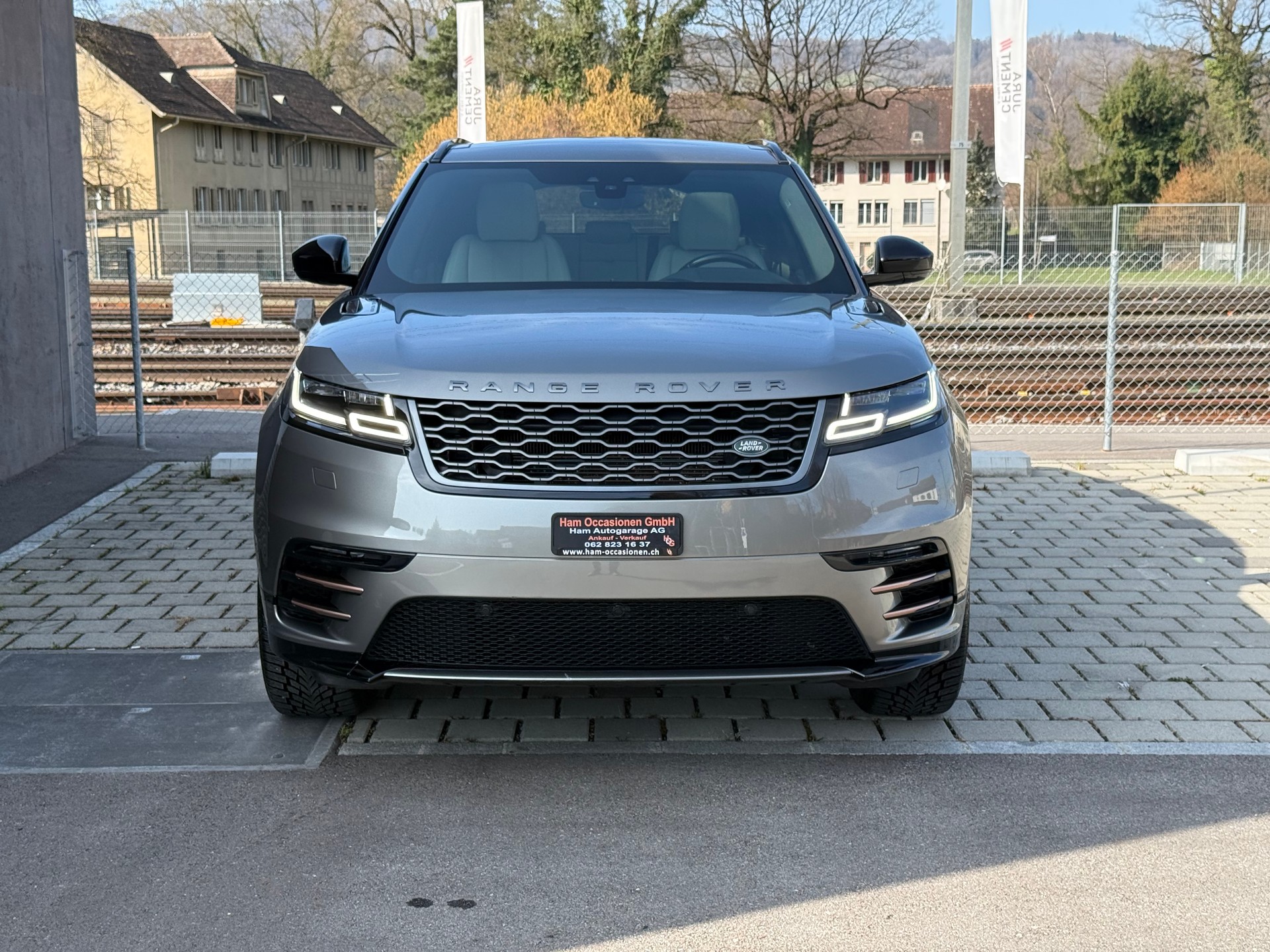 LAND ROVER Range Rover Velar R-Dynamic D 240 S Automatic