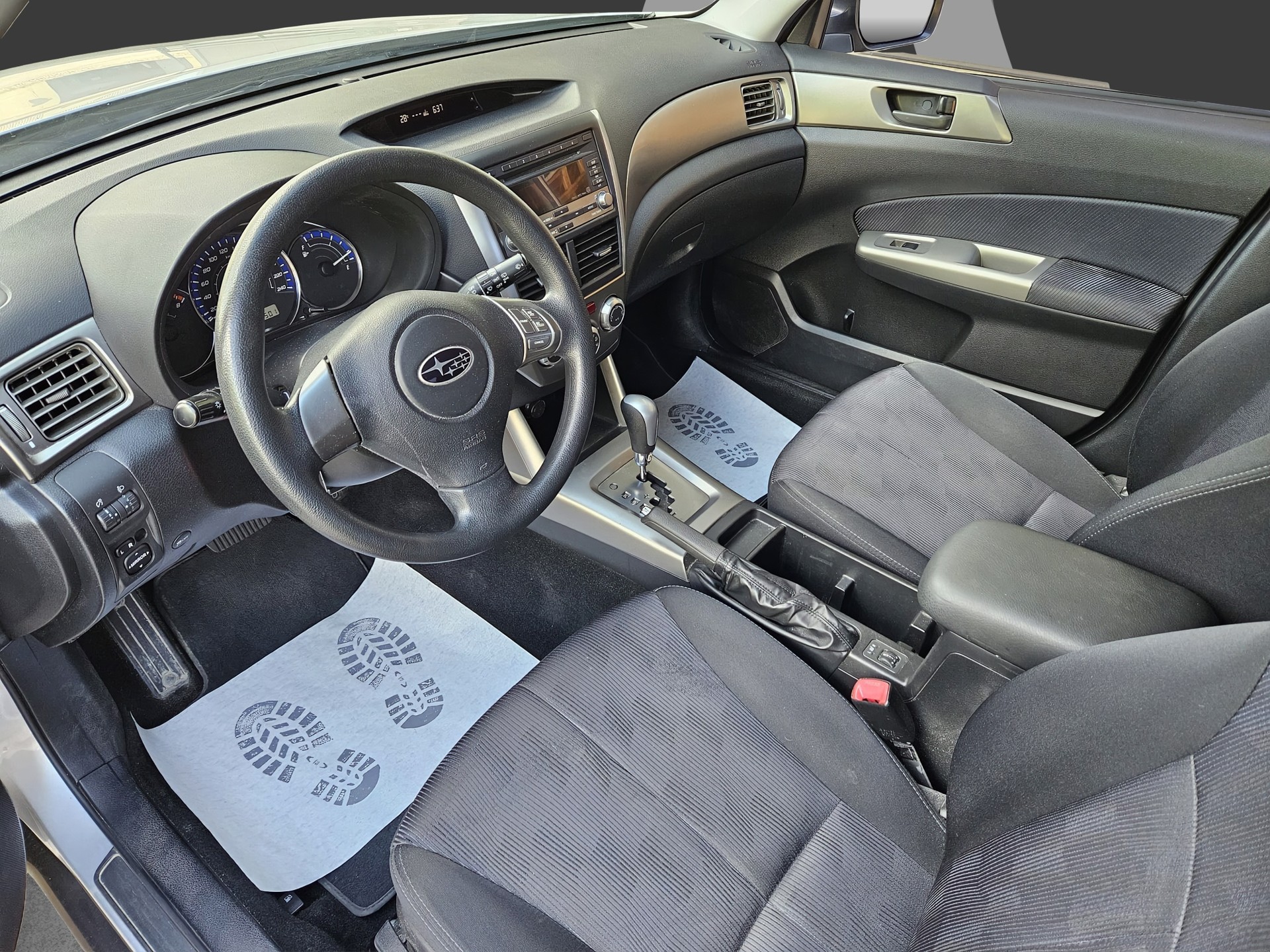 SUBARU Forester 2.0X Swiss Automatic-image-10