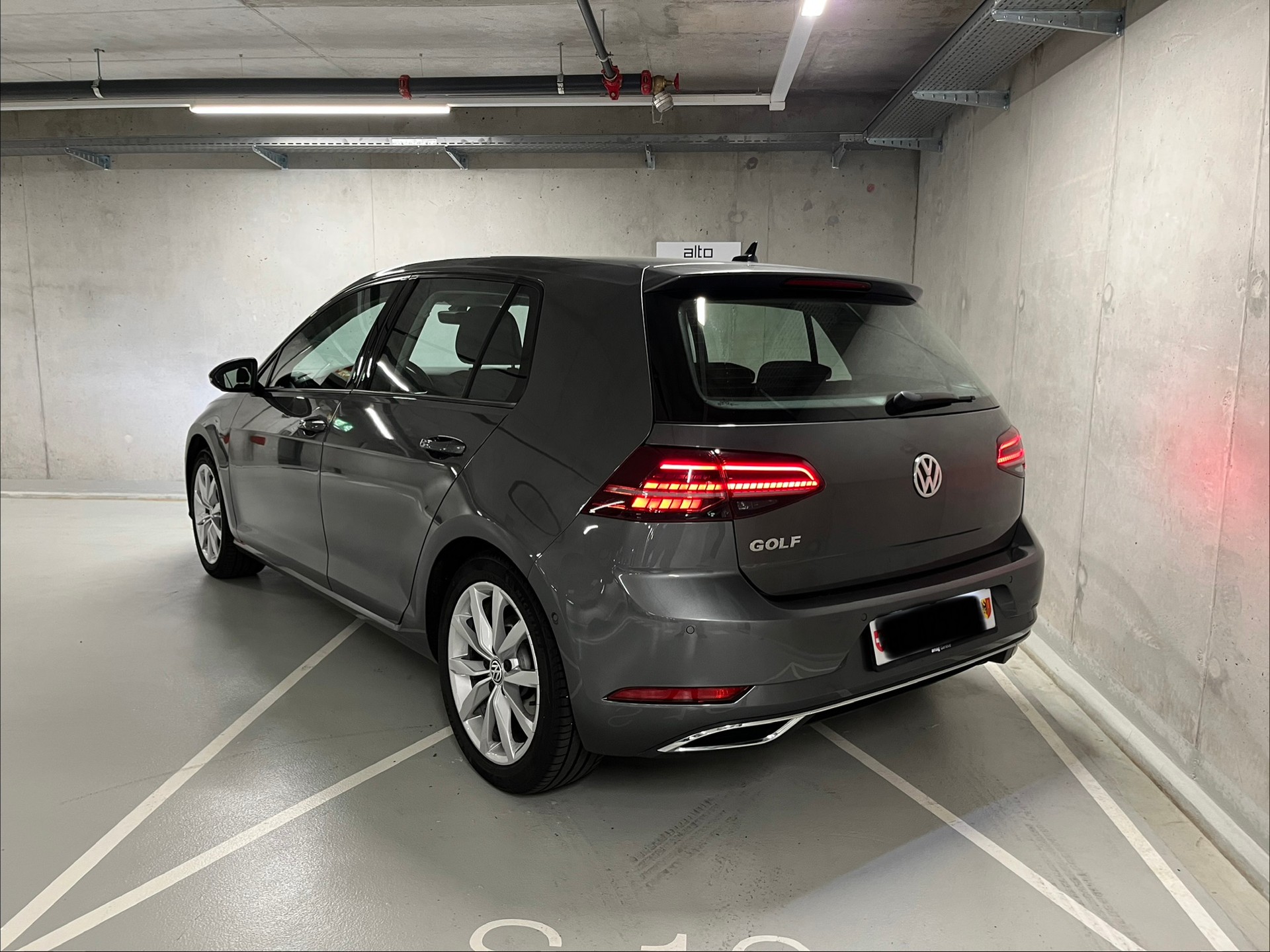 VW Golf 1.5 TSI EVO Highline DSG-showroom-element-2