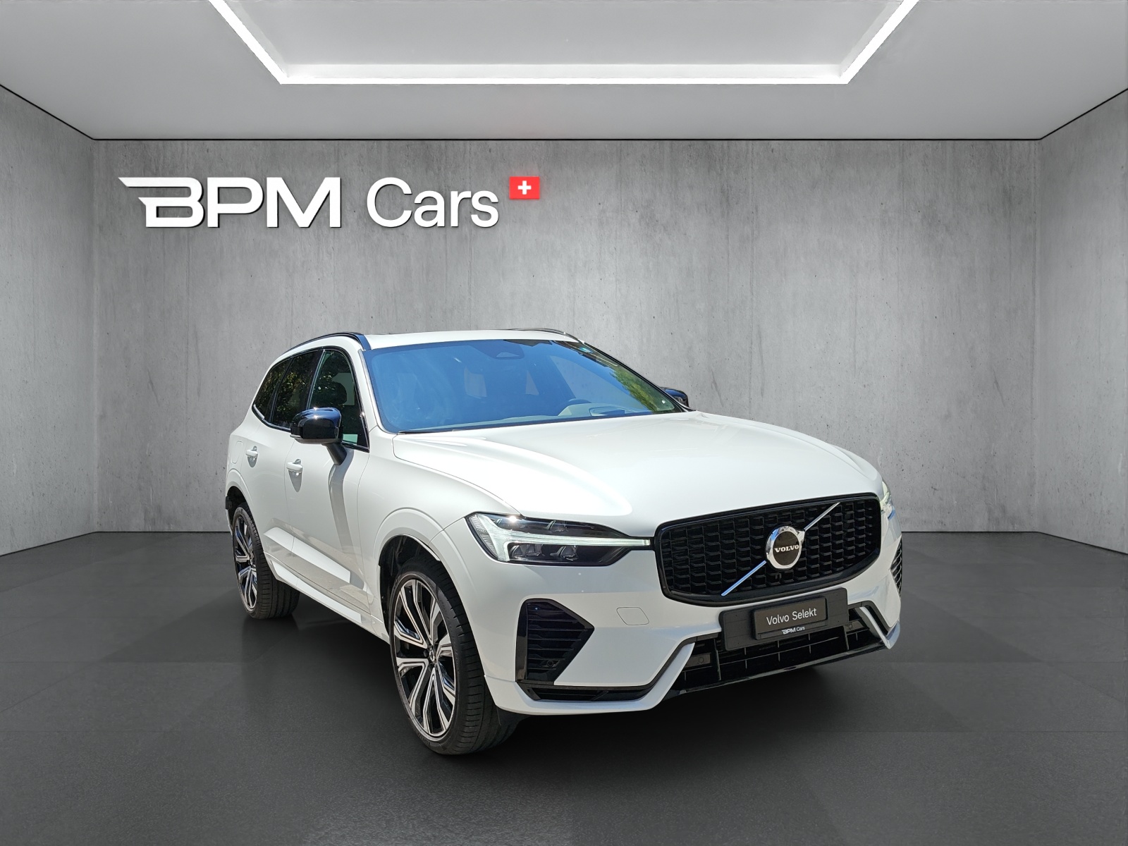 VOLVO XC60 2.0 T8 TE R-Design eAWD-image-6