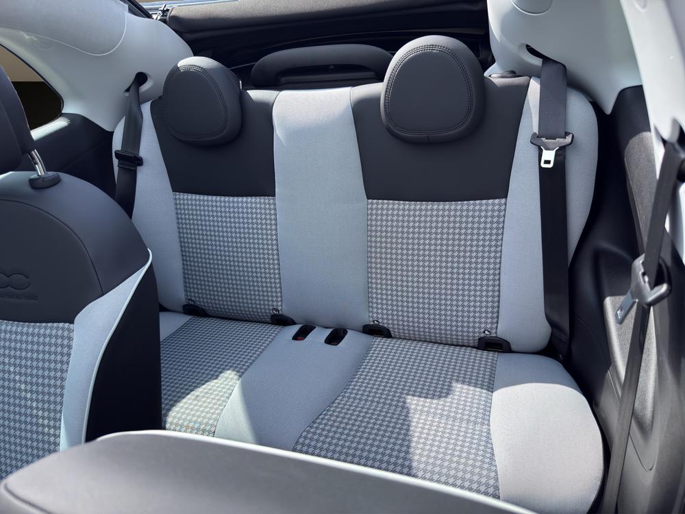 FIAT 500 Cabrio 1.0 Hybrid-image-11
