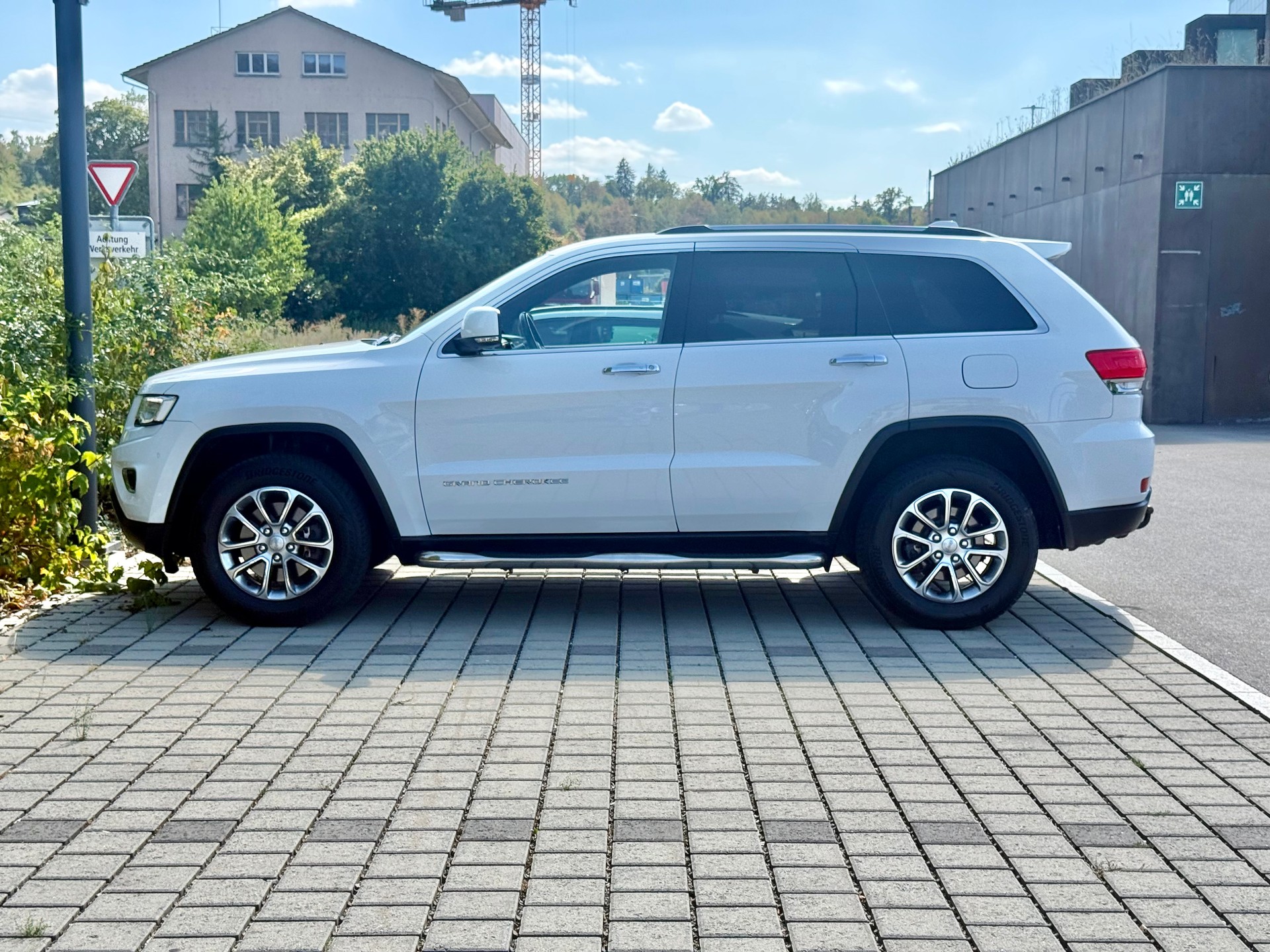 JEEP Grand Cherokee 3.0 CRD Limited Automatic-showroom-element-1