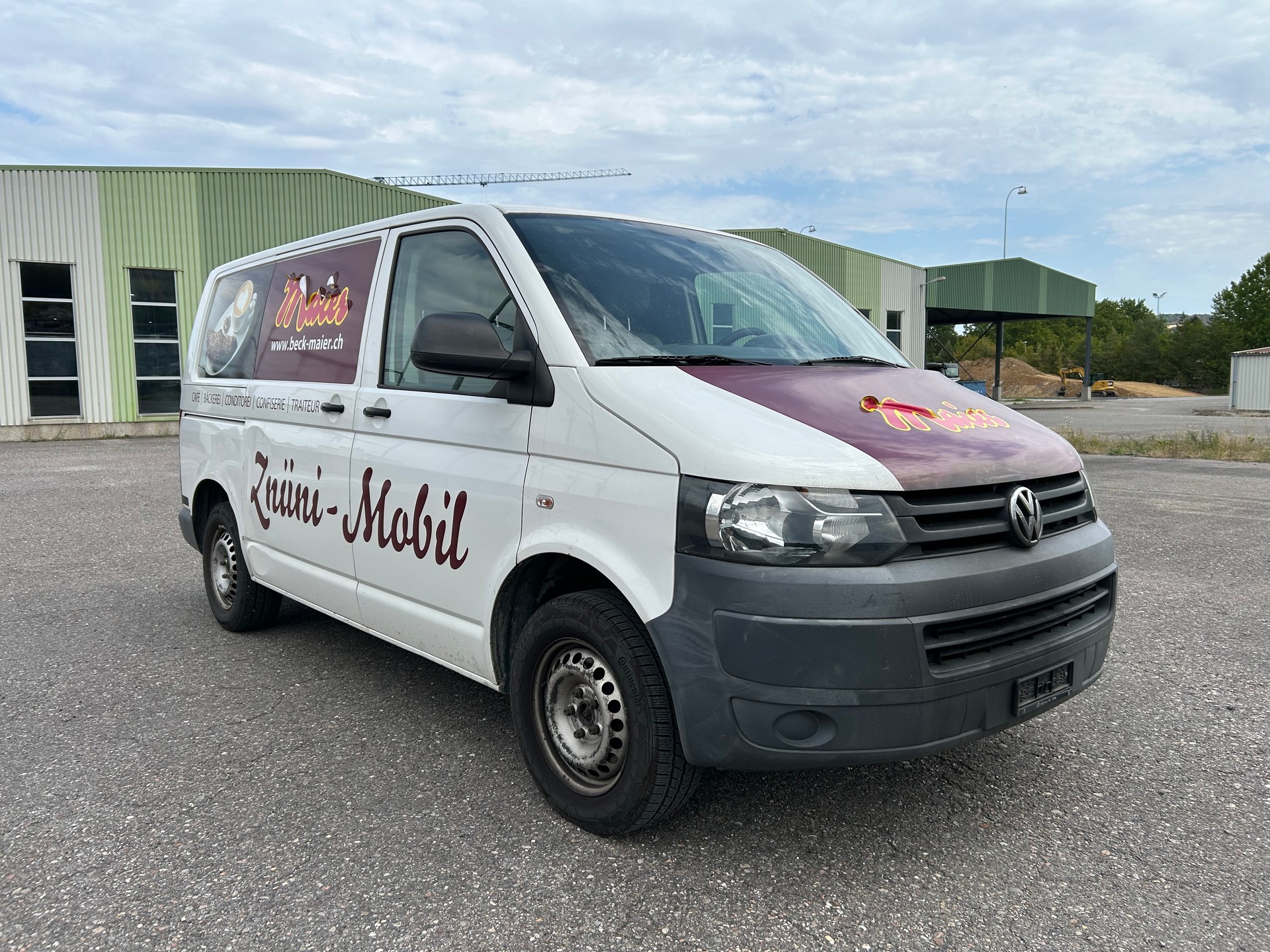 VW T5-showroom-element-1