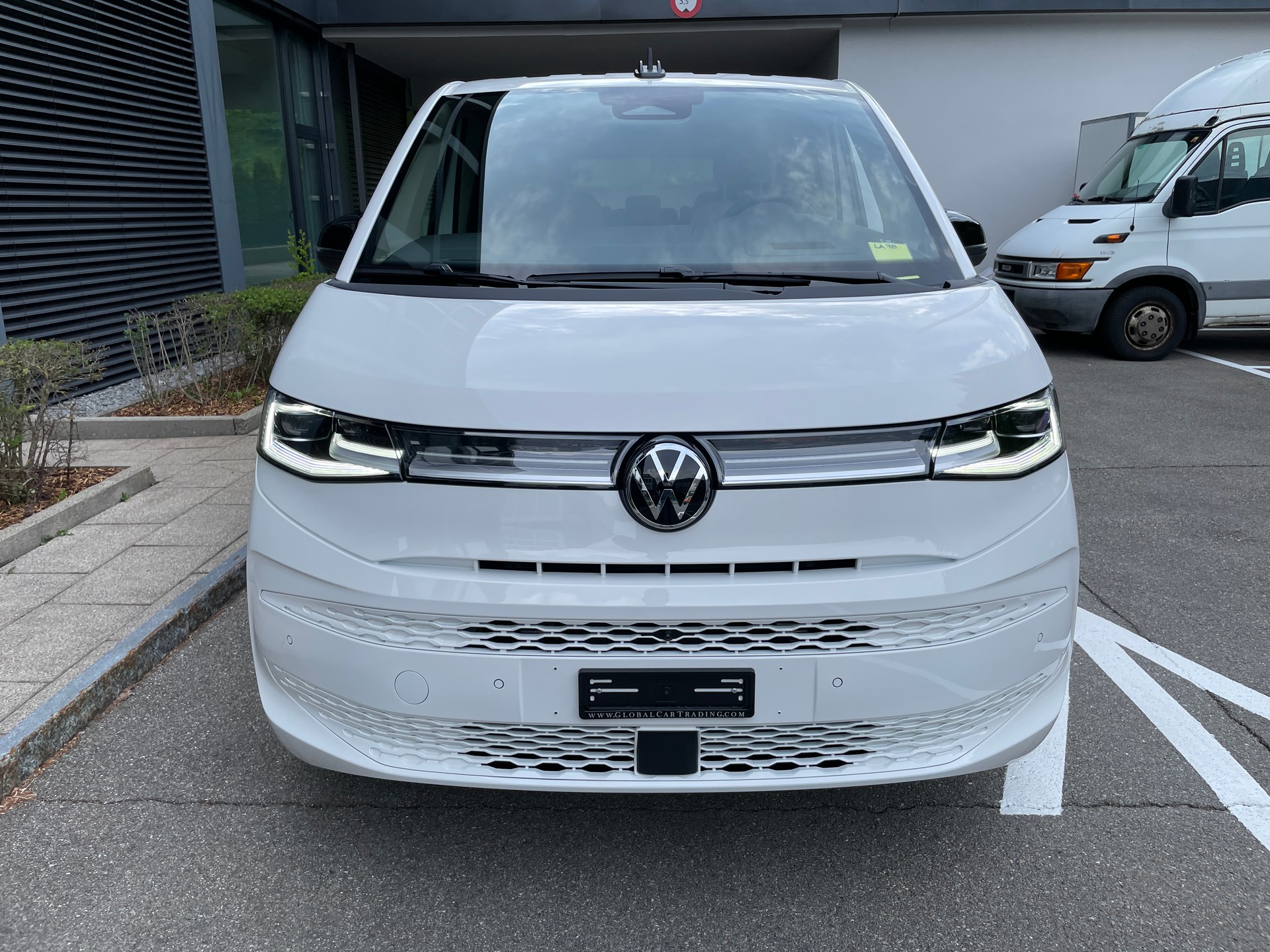 VW Multivan 1.5 eHybrid Style 4Motion DSG-showroom-element-1