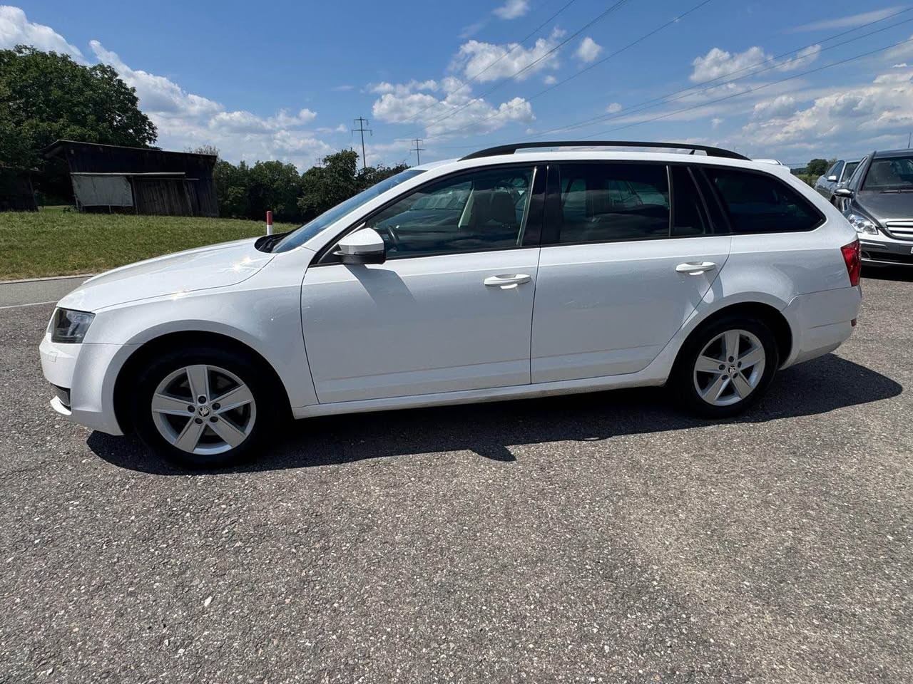 SKODA Octavia Combi 1.8 TSI Fresh 4x4 DSG-image-5