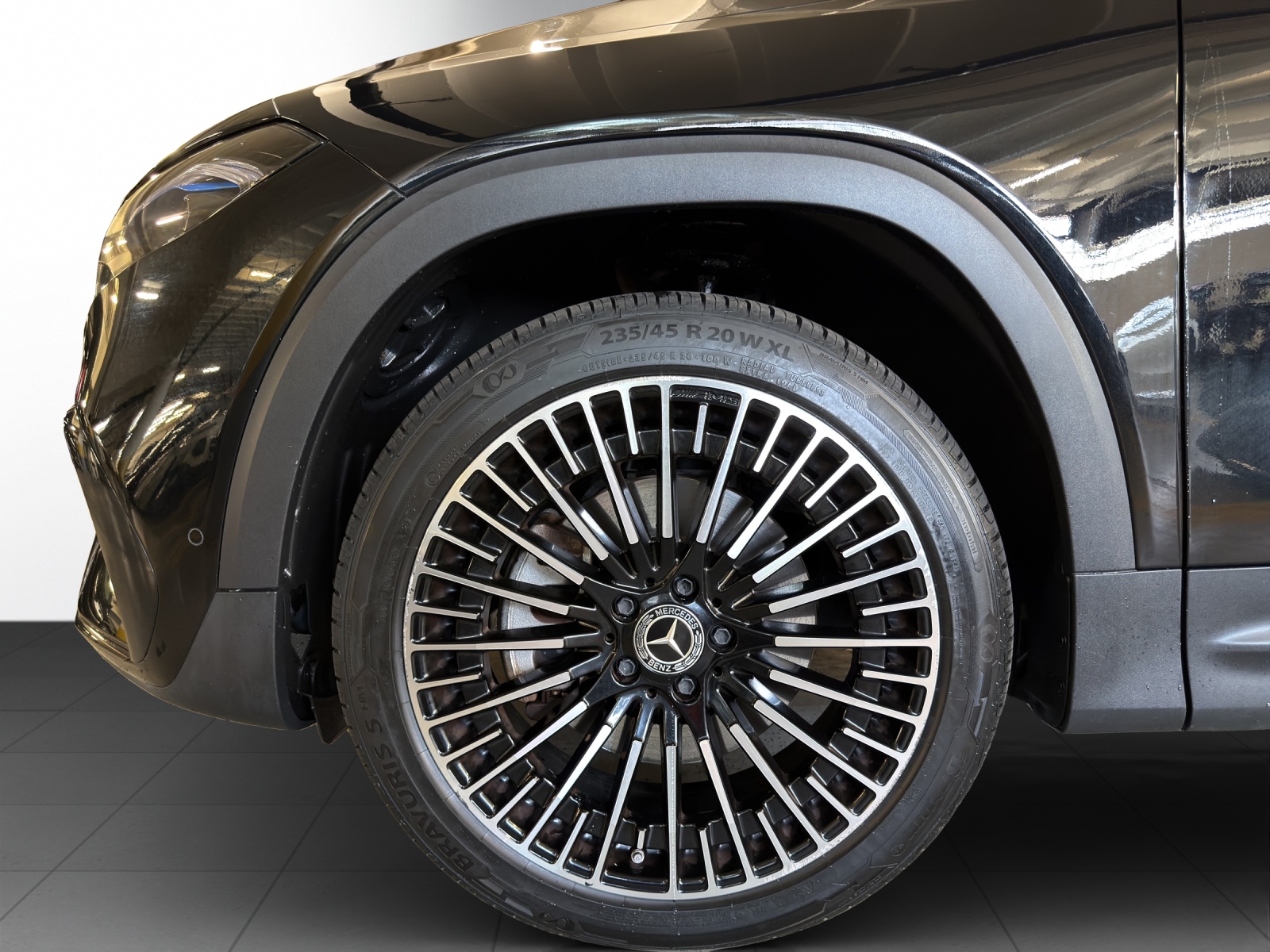 MERCEDES-BENZ EQB 350 AMG Line 4Matic-image-6