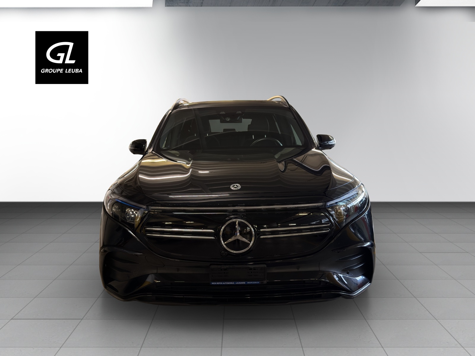 MERCEDES-BENZ EQB 350 AMG Line 4Matic-showroom-element-1