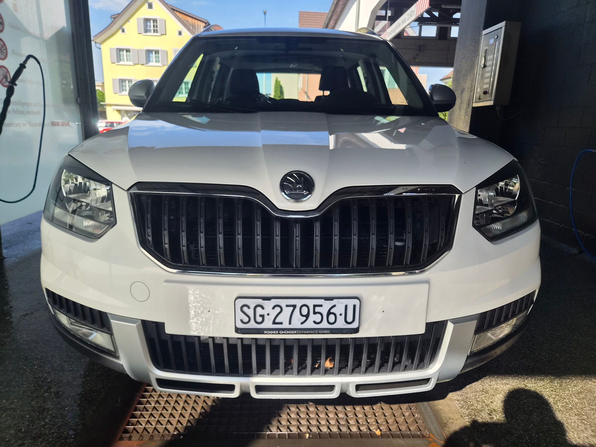 SKODA Yeti 1.8 TSI Active Outdoor 4x4-image-1