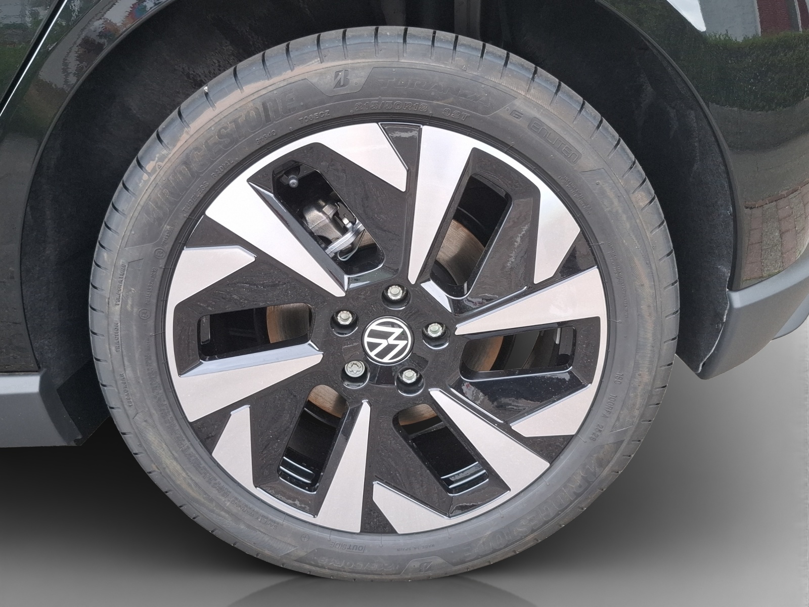 VW ID.Polo 52 kWh Life Edition One-image-13