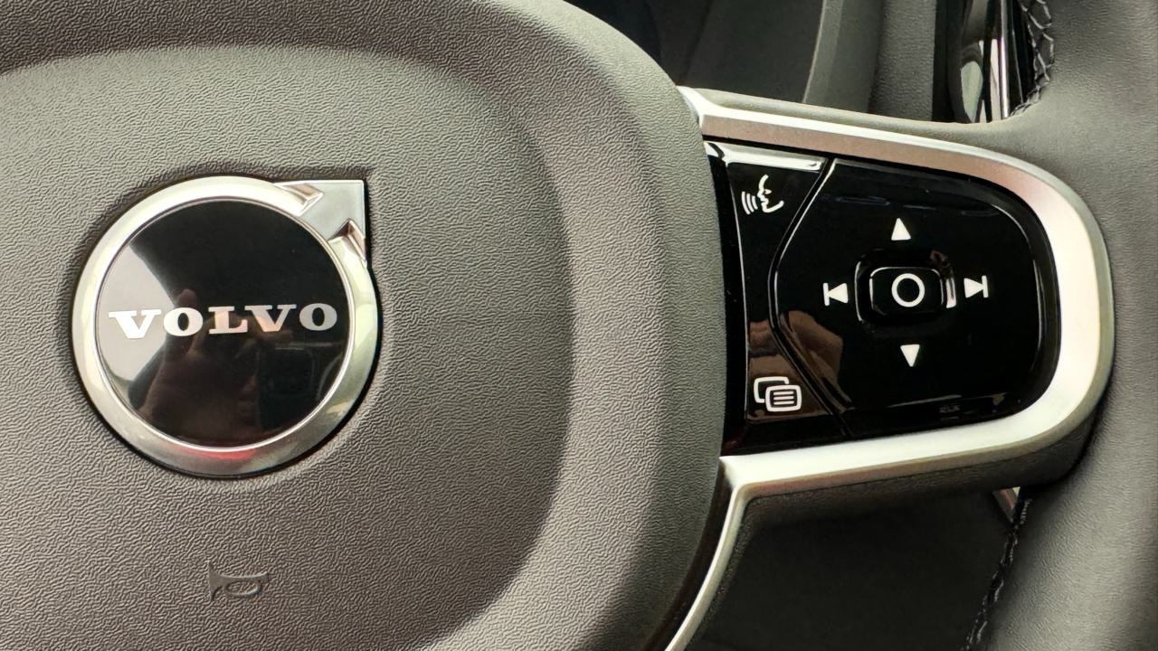 VOLVO XC60 T6 eAWD PluginHybrid Plus Bright Geartronic-image-9