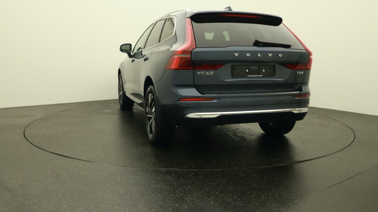 VOLVO XC60 T6 eAWD PluginHybrid Plus Bright Geartronic-showroom-element-3