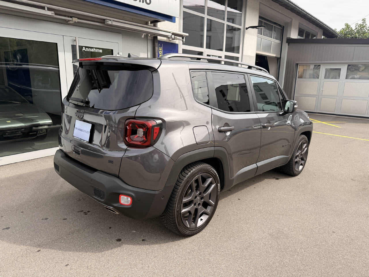 JEEP Renegade 1.3 Turbo S-image-5