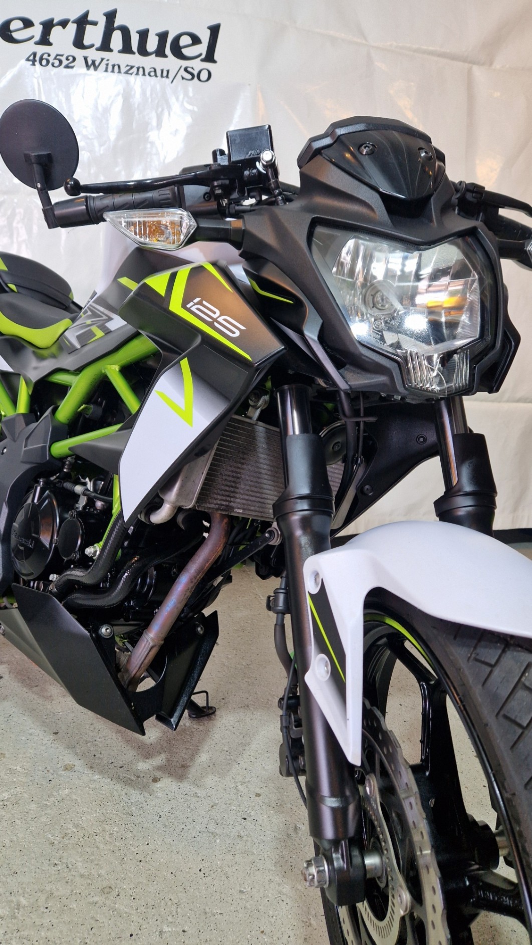 KAWASAKI Z 125-image-6