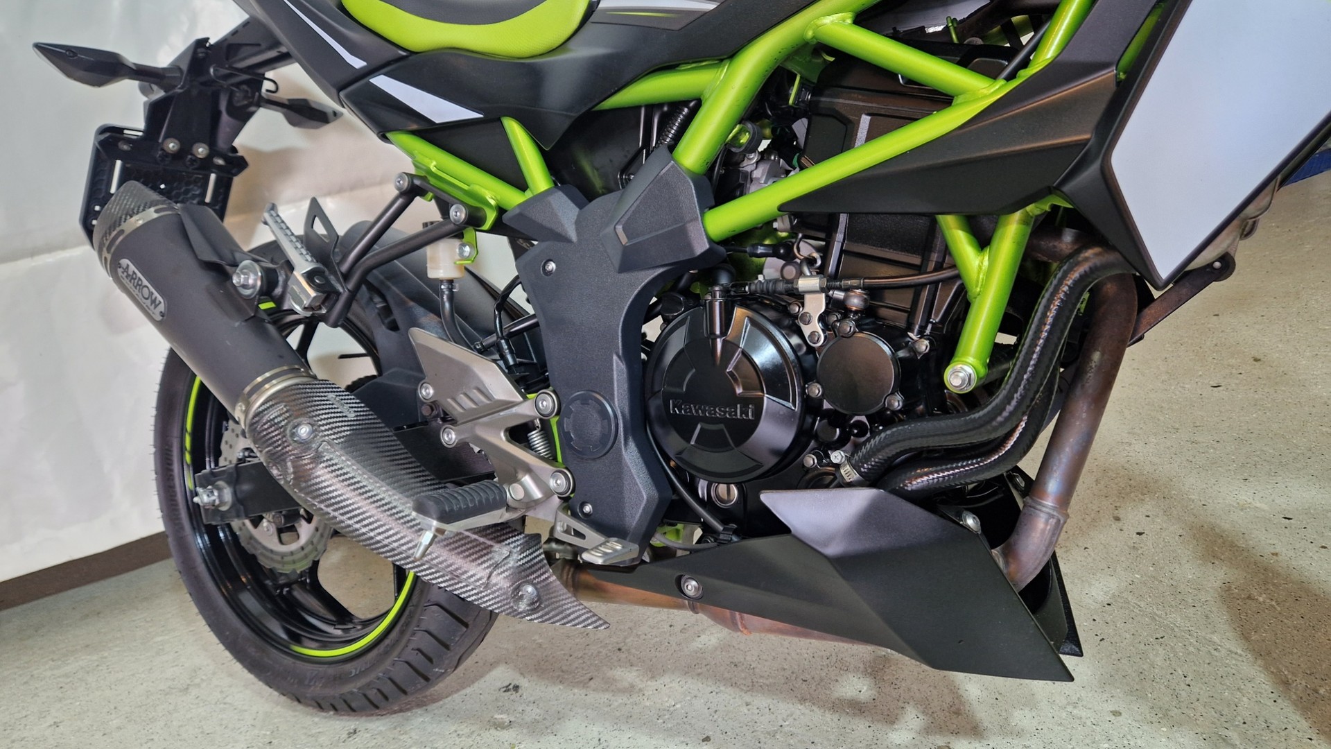 KAWASAKI Z 125-image-7