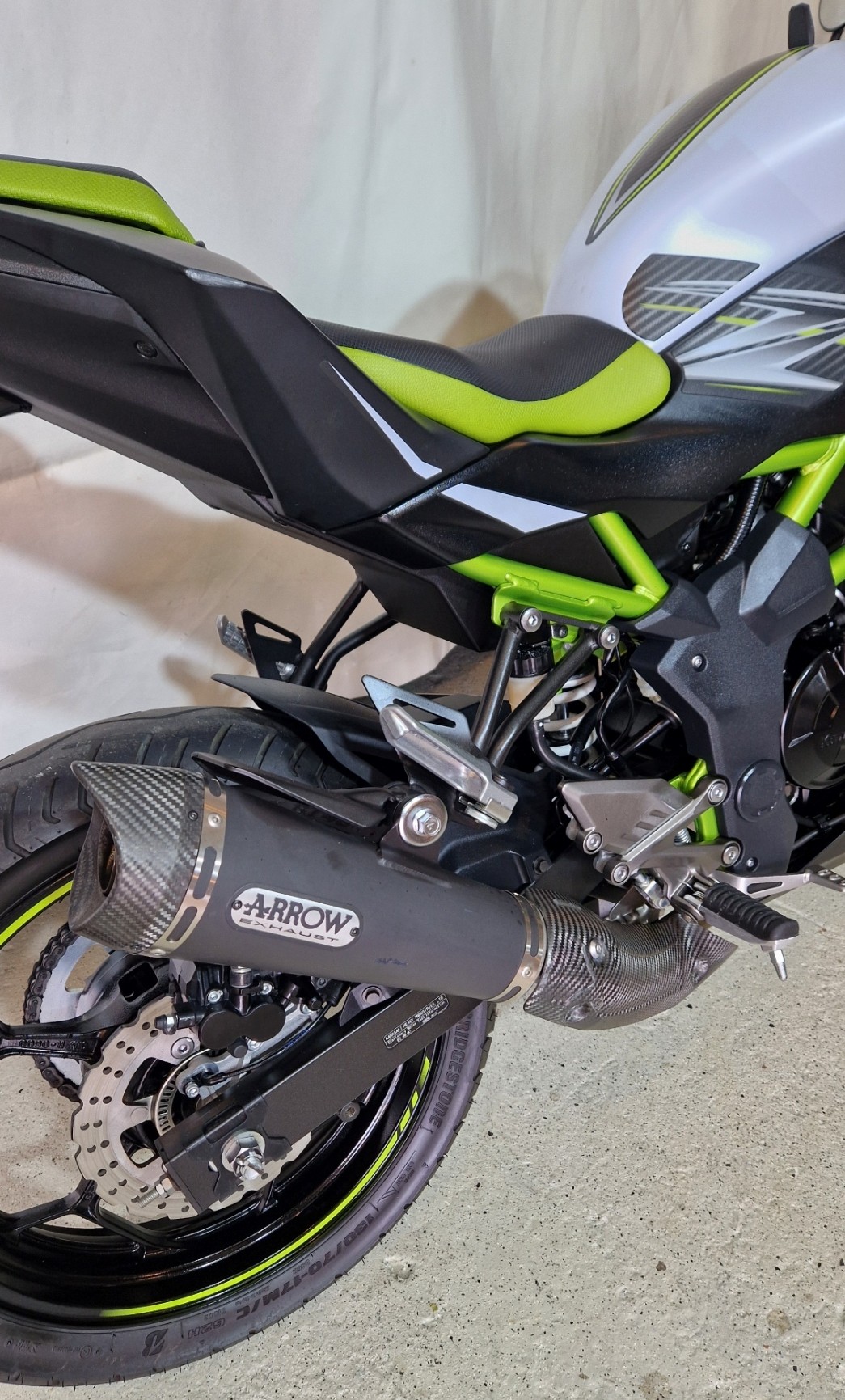KAWASAKI Z 125-image-9