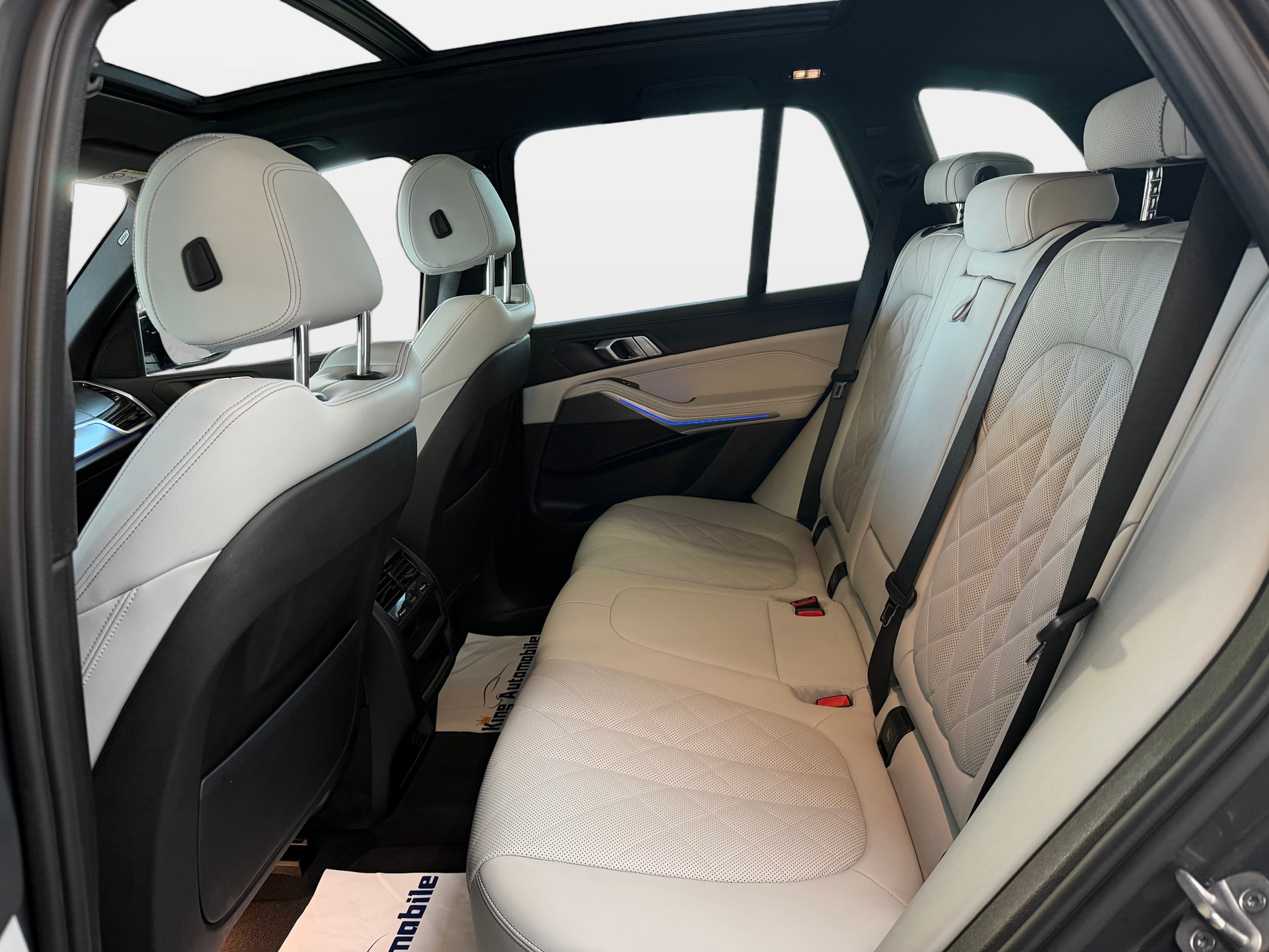 BMW X5 xDrive 48V 40d M Sport Steptronic | CH-Auto | Frisch MFK | BMW Laserlicht | Pano Dach | M-Sportabgasanlage-image-10