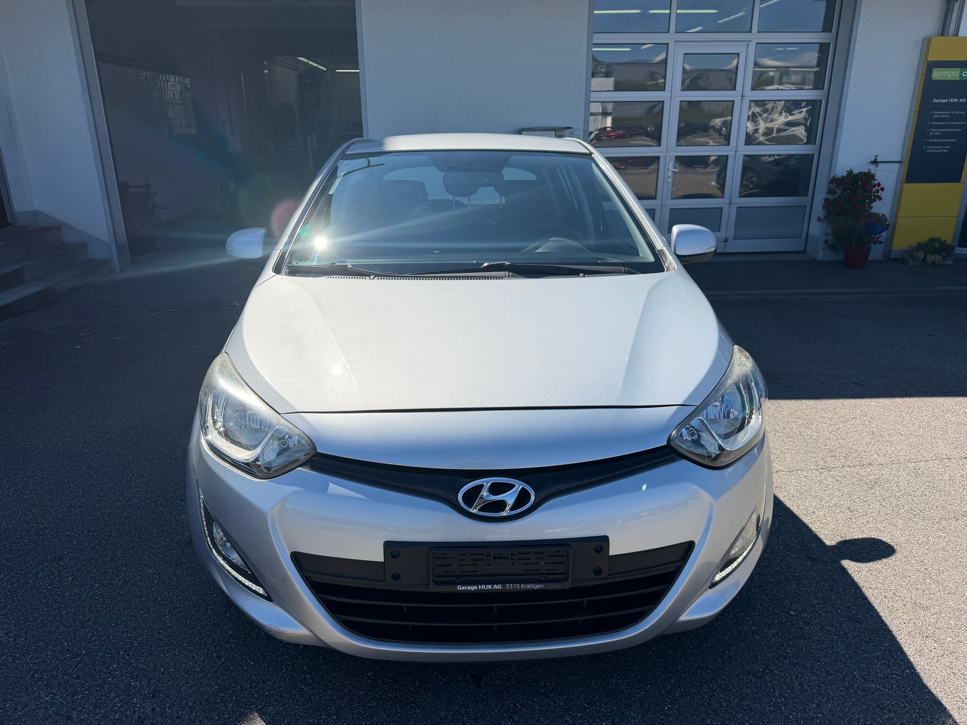 HYUNDAI i20 1.4 Style Automatic+++MIT MFK 30.4.2025+++-image-4