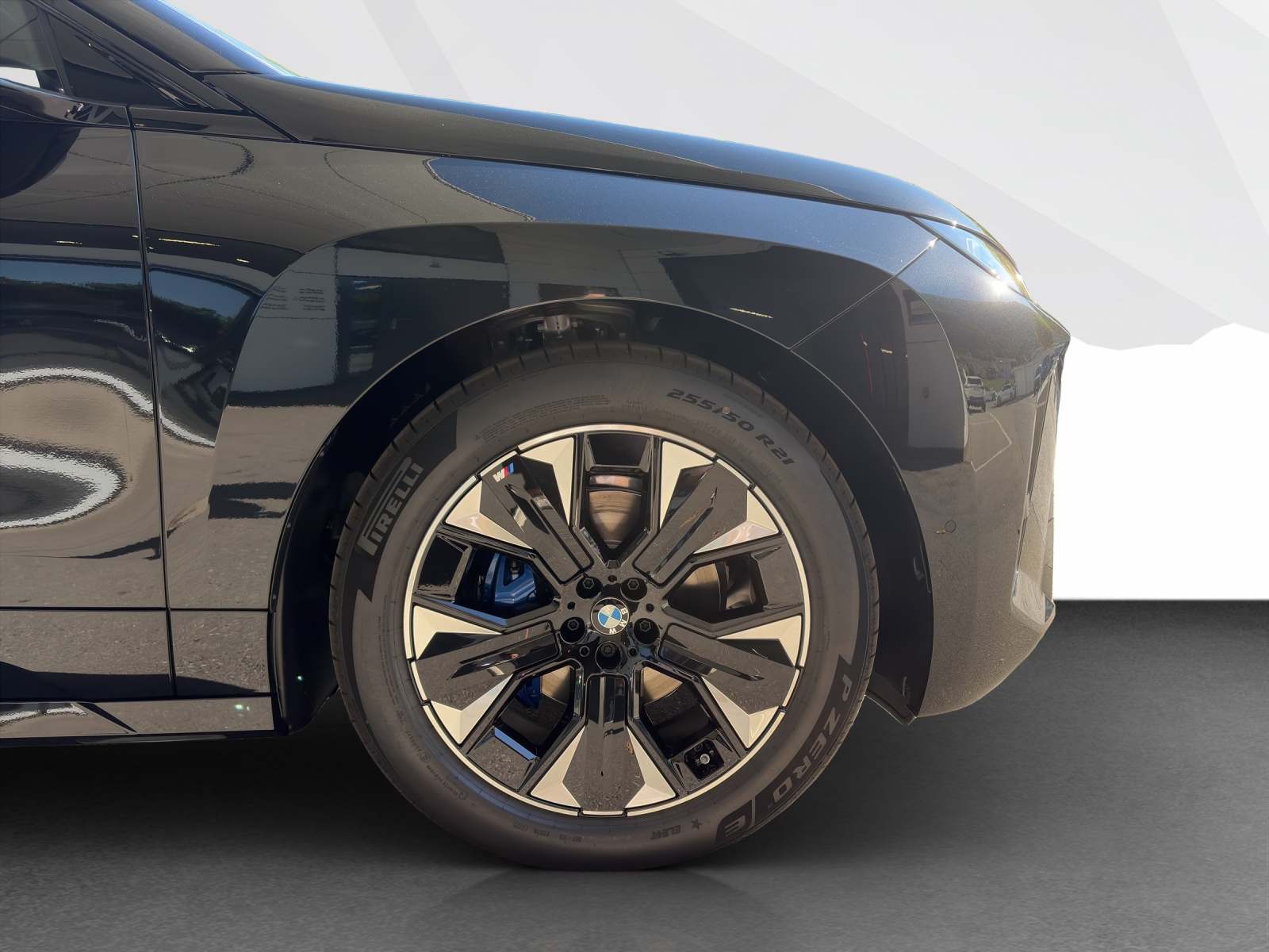 BMW iX xDrive45-image-23