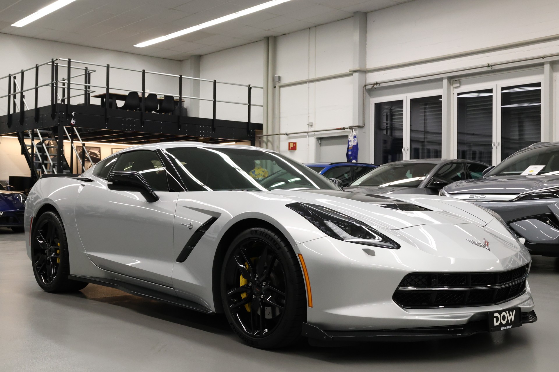 CHEVROLET Corvette C7 Stingray Z51 6.2 V8 3LT-showroom-element-1
