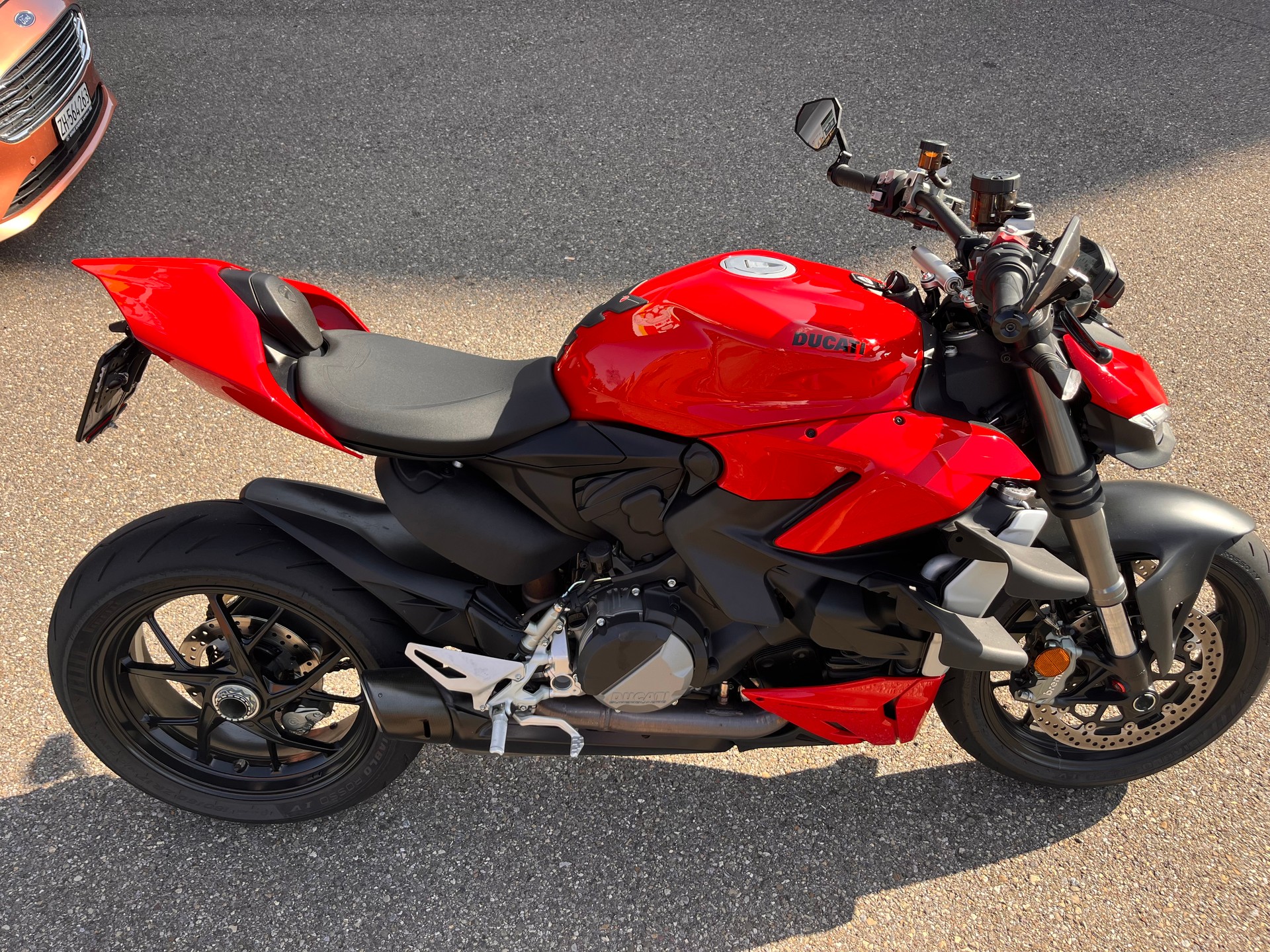 DUCATI Streetfighter V2-image-3