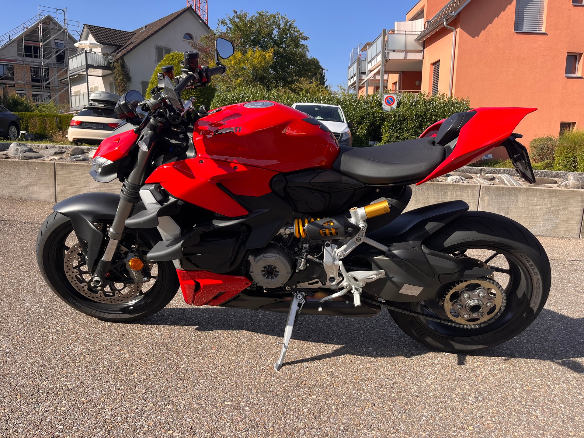 DUCATI Streetfighter V2-image-2