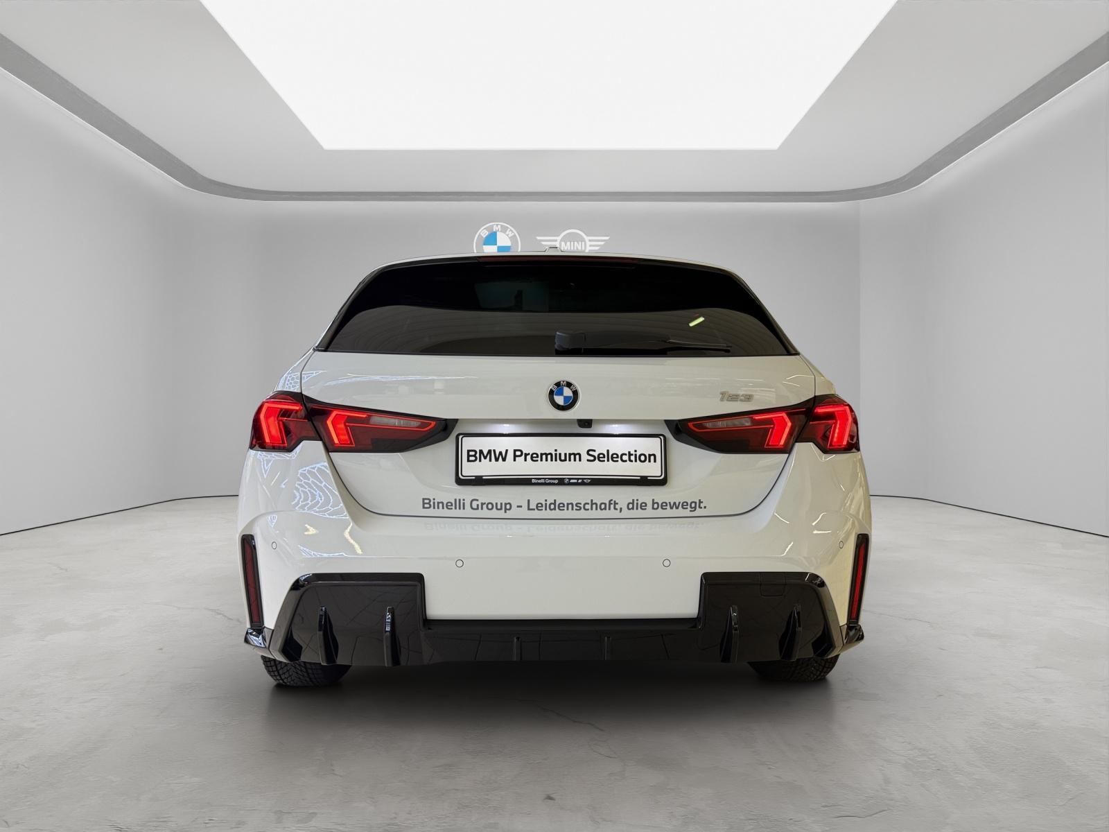 BMW 123 xDrive M-SpoetPaket-showroom-element-3