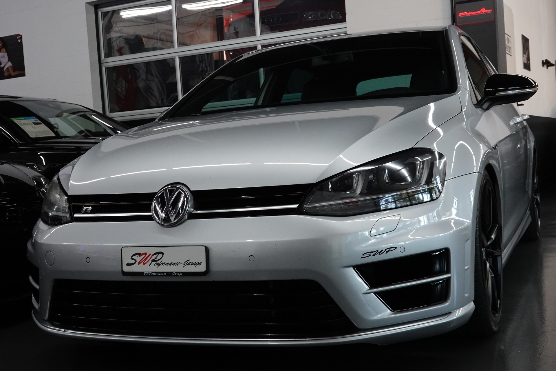 VW GOLF 2.0 TSI R 4MOTION DSG 301 PS CH-FZ-showroom-element-3
