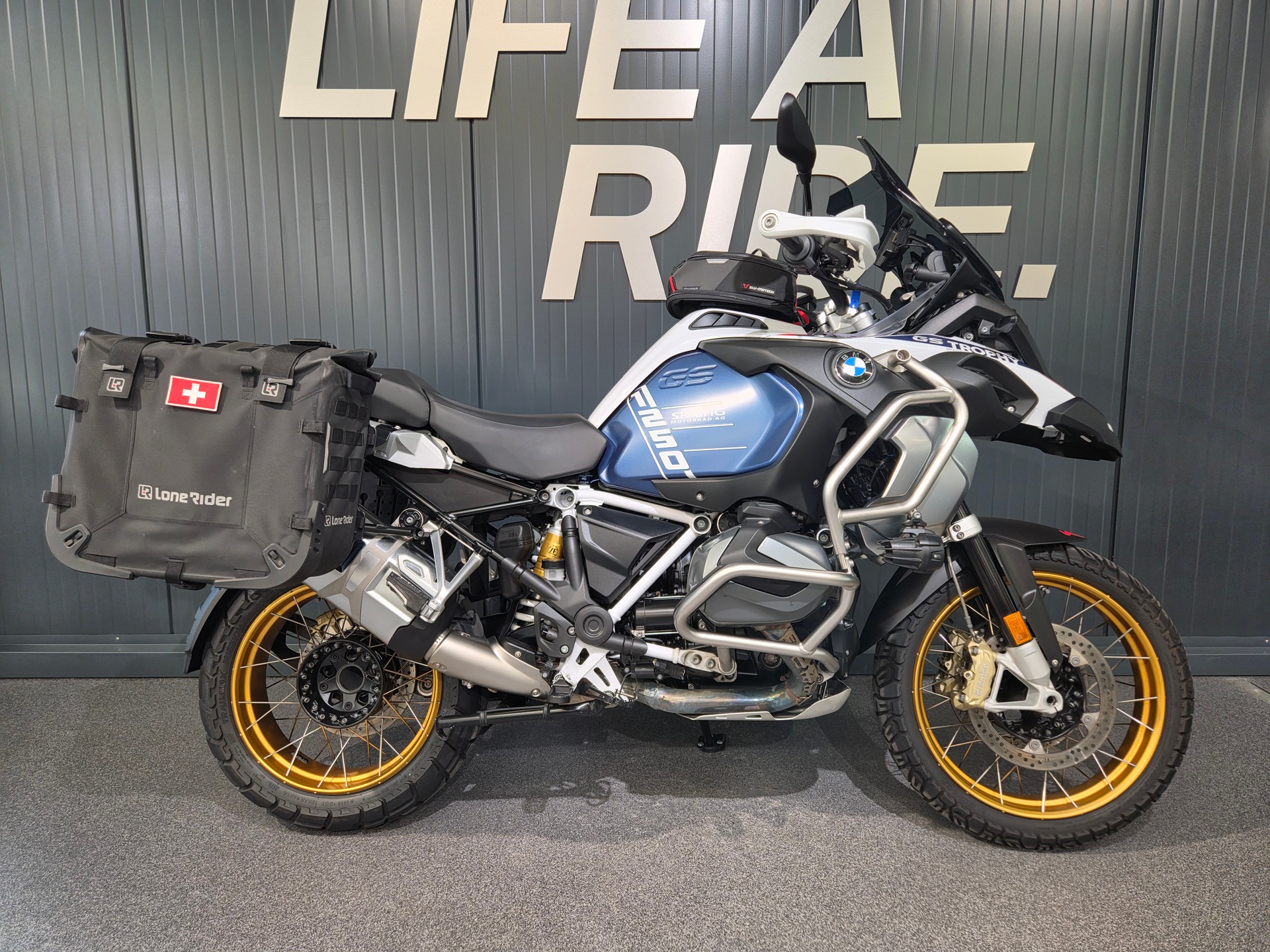 BMW R 1250 GS Adventure-image-0