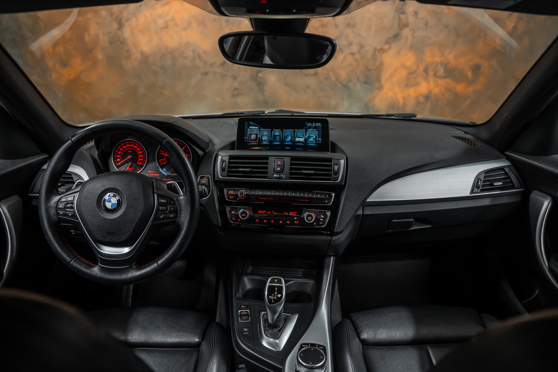 BMW 120d xDrive Sport Line Steptronic-image-14