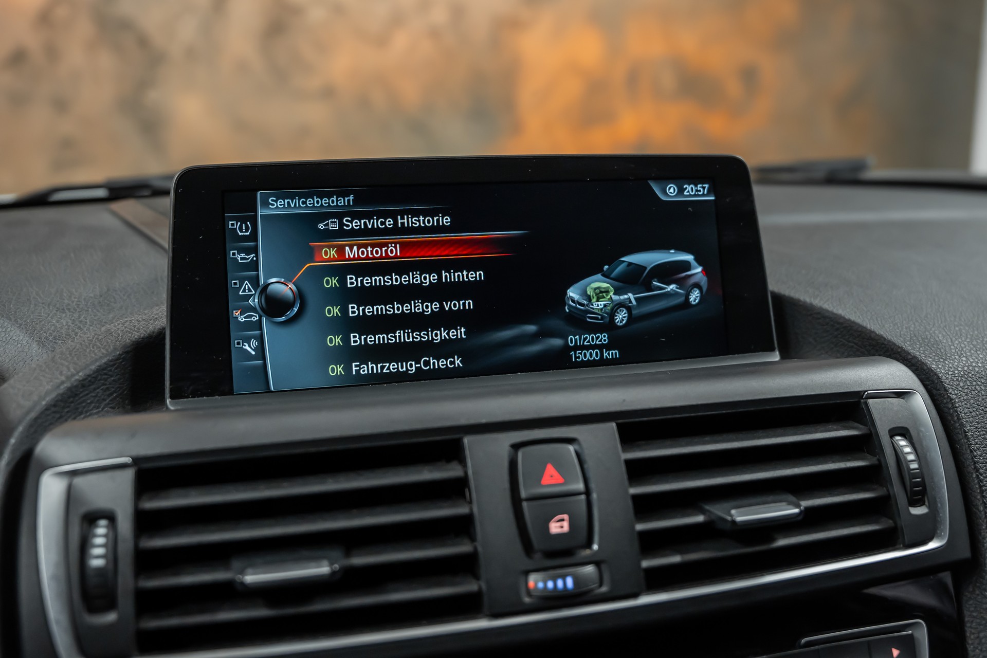 BMW 120d xDrive Sport Line Steptronic-image-26