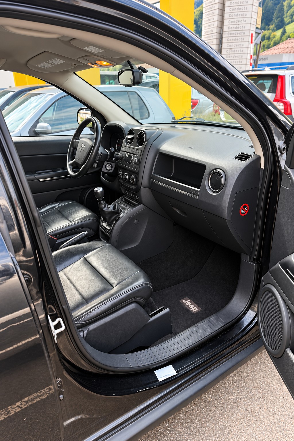 JEEP Compass 2.2 CRD Limited-image-7