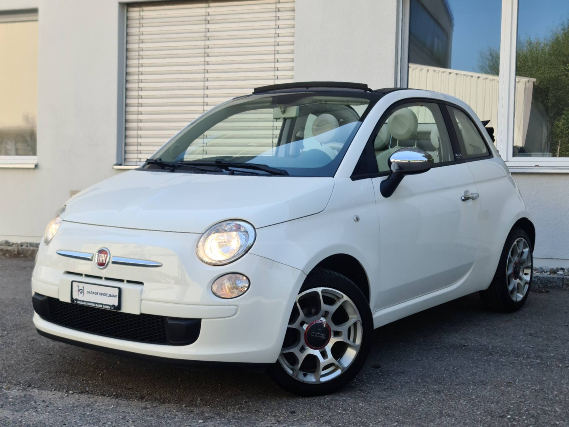 FIAT 500C 1.2 Lounge-showroom-element-1