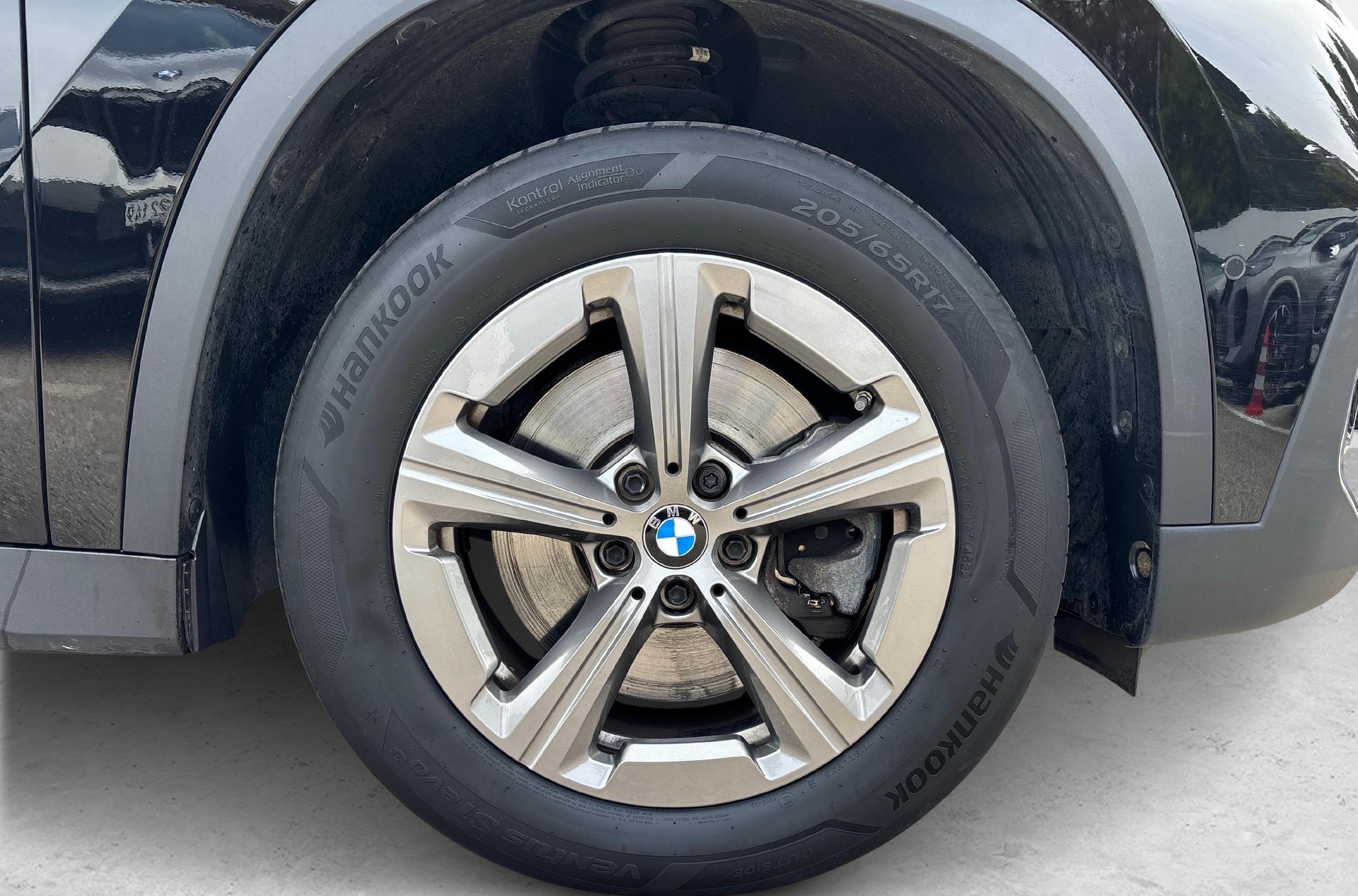 BMW X1 23d xDrive-image-18