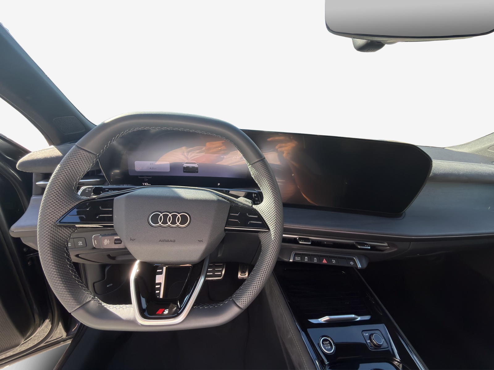 AUDI Q3 Sportback TFSI quattro 195 kW S tronic-image-8