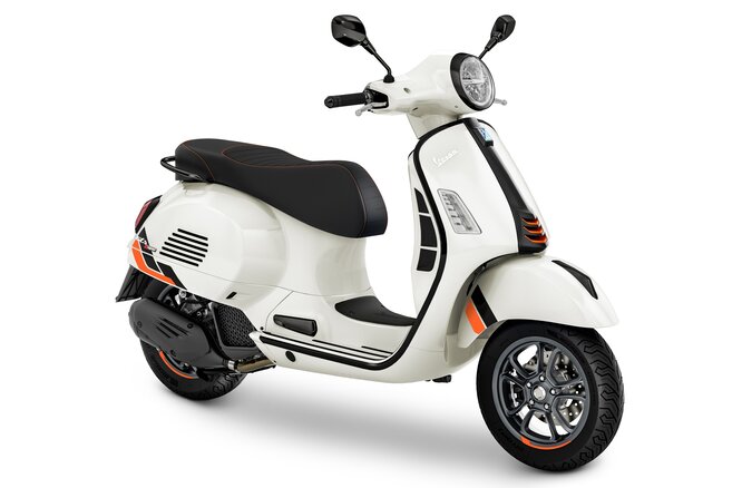 PIAGGIO Vespa GTS 125 Super Tech RST Euro 5+-image-0
