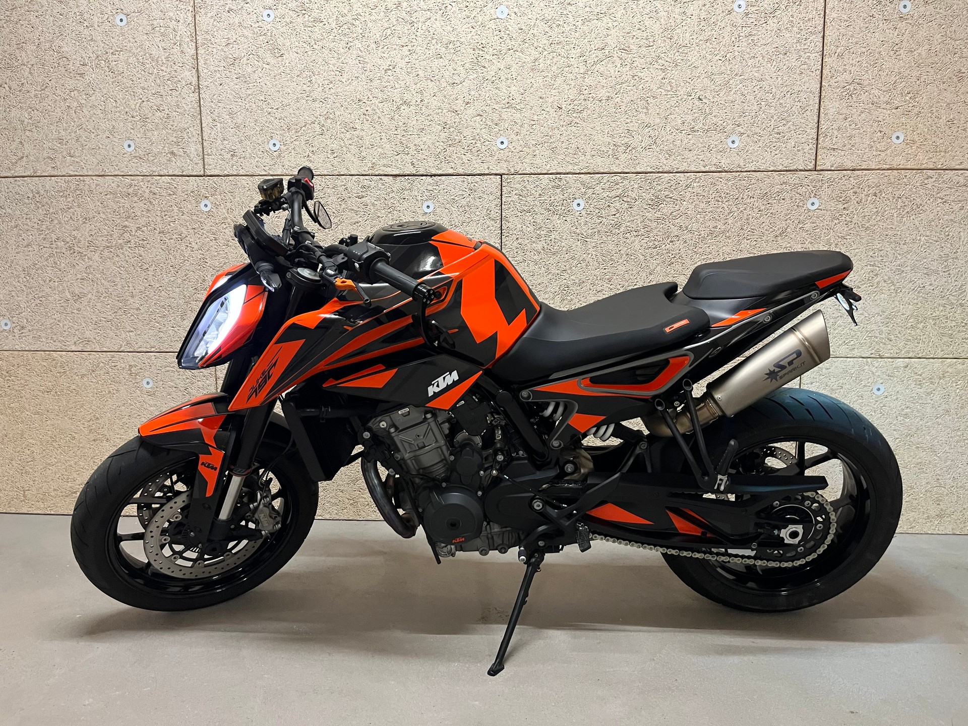 KTM 790 Duke-image-4
