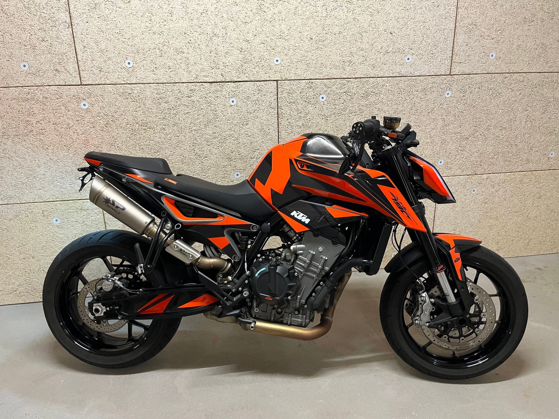 KTM 790 Duke-image-3