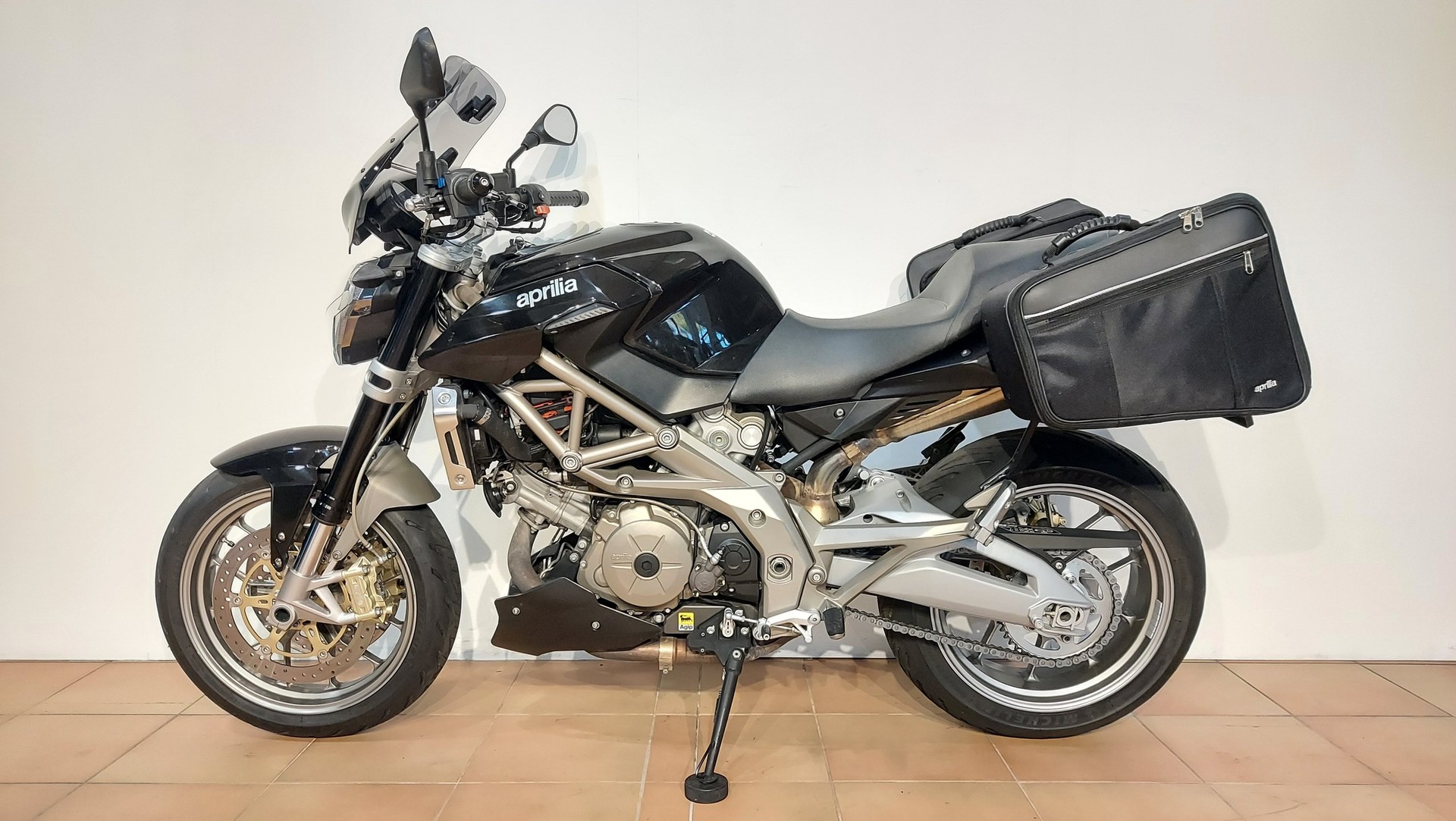 APRILIA SL 750 Shiver ABS-image-1