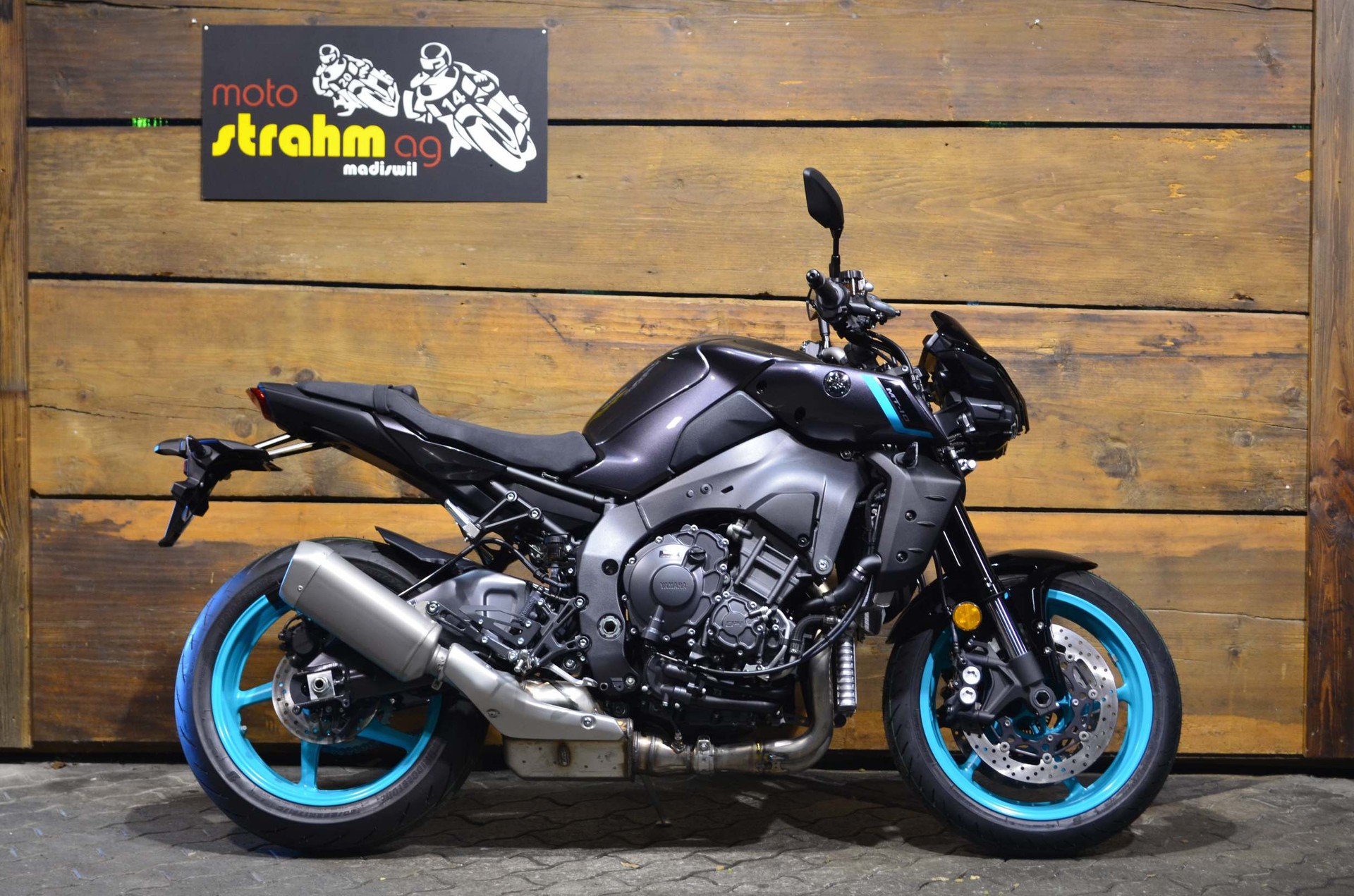 YAMAHA MT-10 ABS-image-1