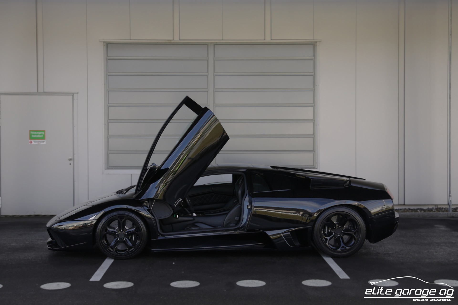LAMBORGHINI Murciélago LP640-4 Cpé ALL BLACK-image-1