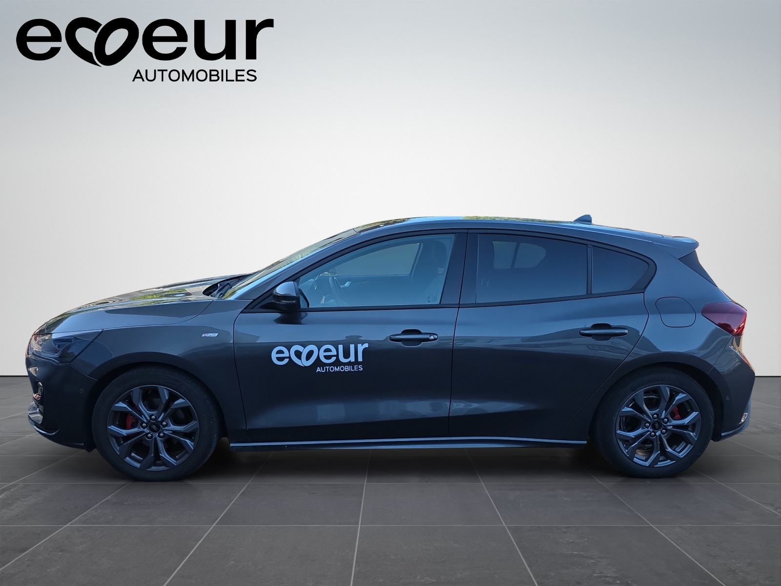 FORD Focus 1.0i EcoB Hybrid 155 ST-Line X-image-2