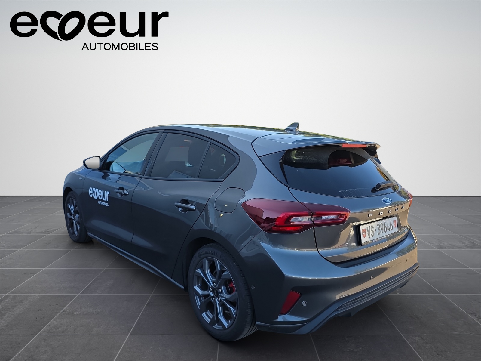 FORD Focus 1.0i EcoB Hybrid 155 ST-Line X-image-3