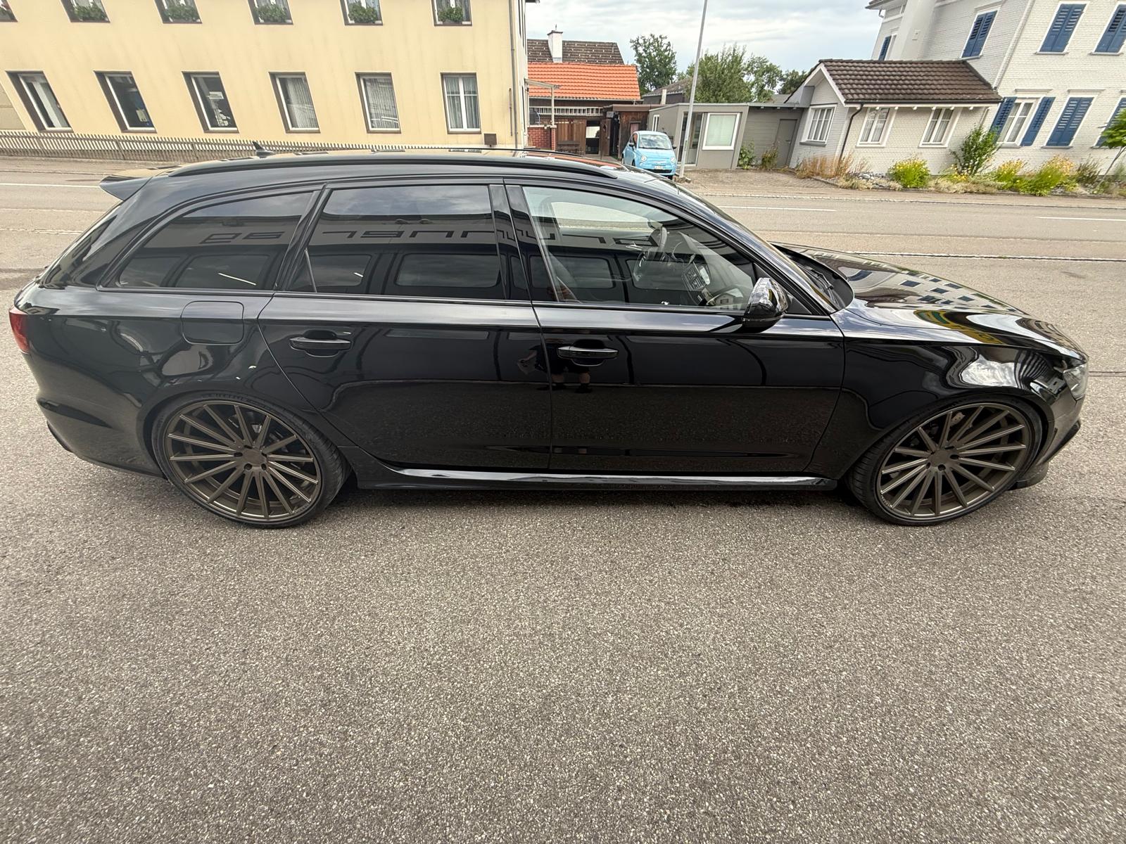 AUDI RS6 Avant 4.0 TFSI V8 quattro Tiptronic-image-4