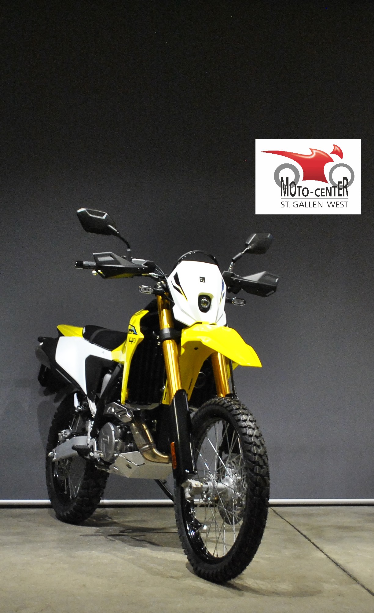 SUZUKI DR-Z 400-image-0