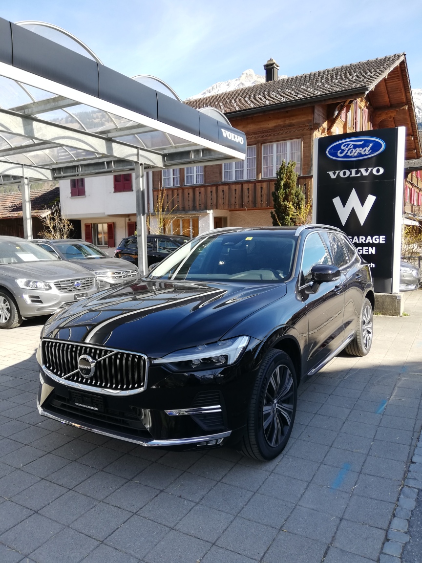 VOLVO XC60 2.0 B5 MH Plus Bright AWD-showroom-element-2