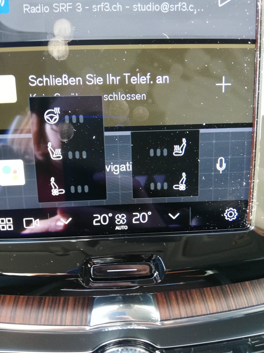 VOLVO XC60 2.0 B5 MH Plus Bright AWD-image-17